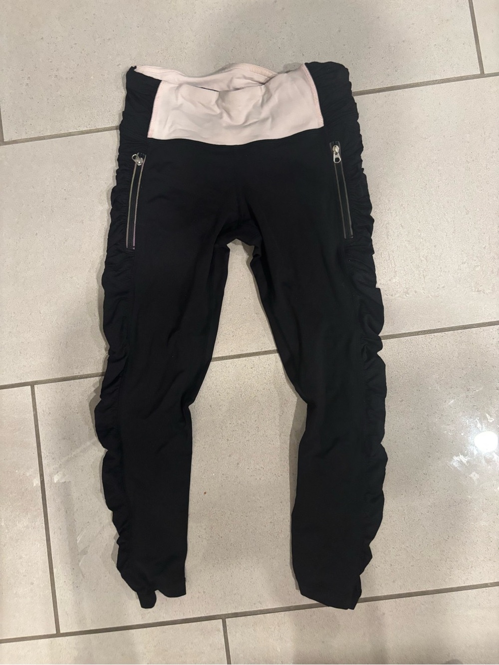 lululemon athletica Black Capris with Light Pink Waistband